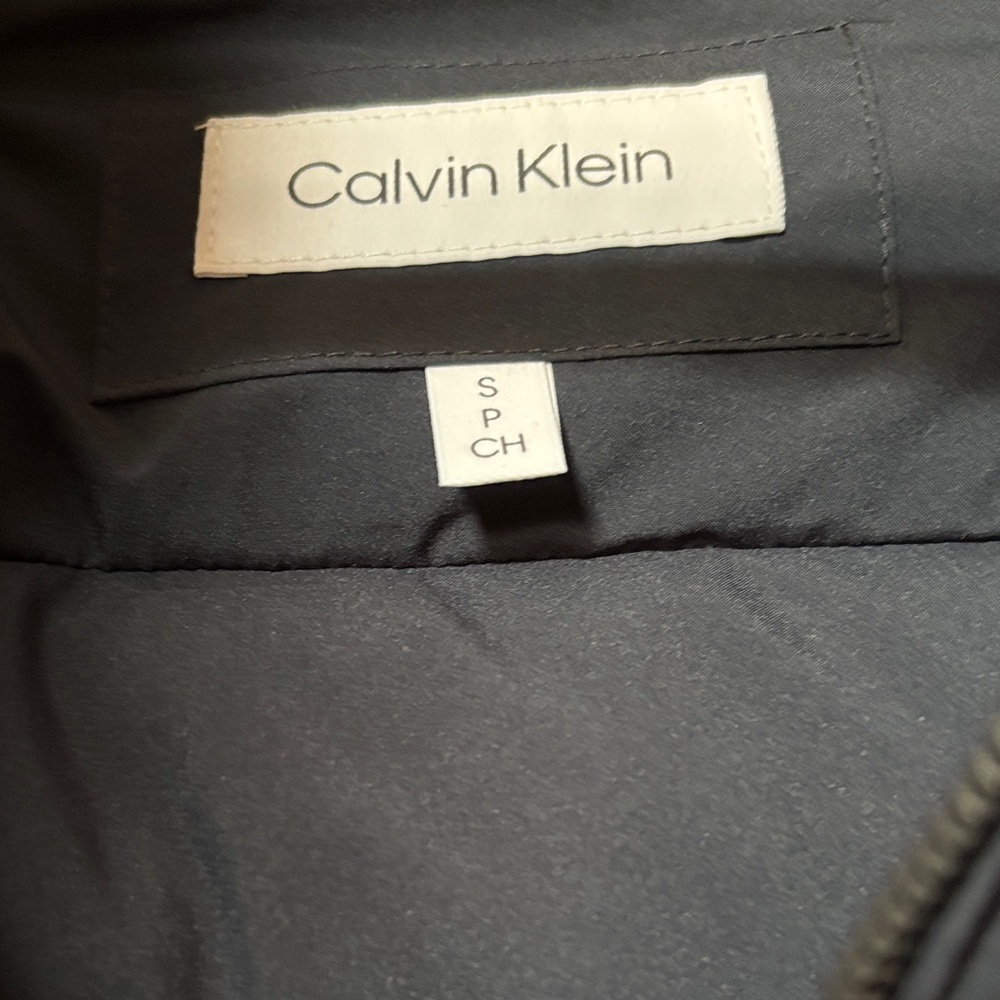 Calvin Klein Men's Navy Blue Puffer Jacket - Picture 4 of 7